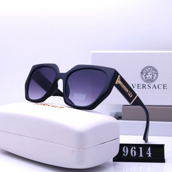 Versace Glasses: High Quality