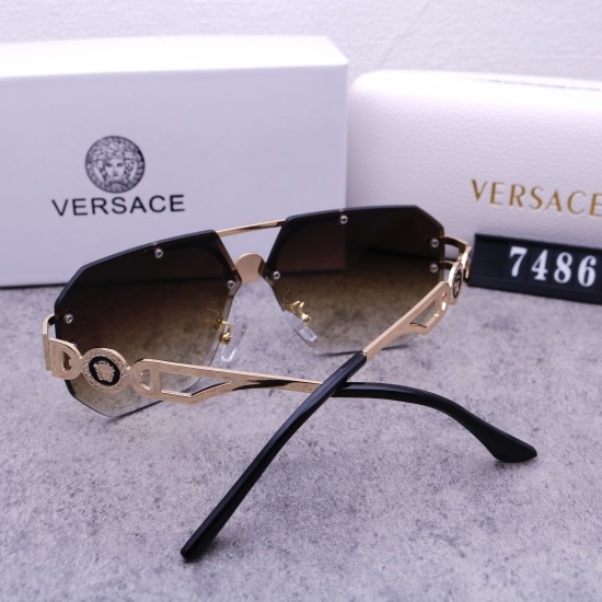 Versace Glasses: High Quality