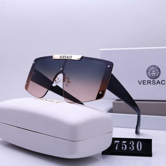 Versace Glasses: High Quality