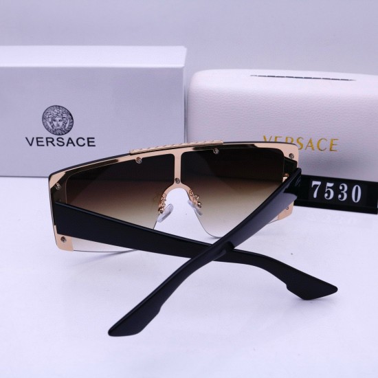 Versace Glasses: High Quality