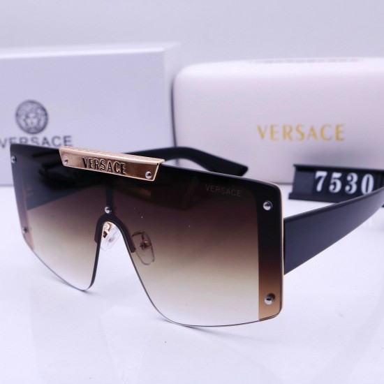 Versace Glasses: High Quality