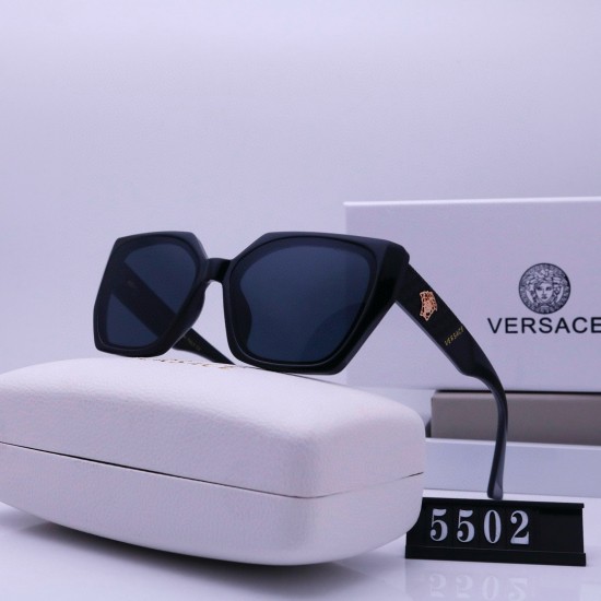 Versace Glasses: High Quality