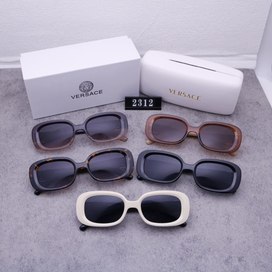 Versace Glasses: High Quality