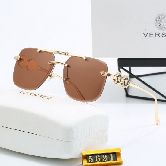Versace Glasses: High Quality