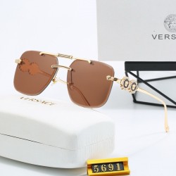 Versace Glasses: High Quality