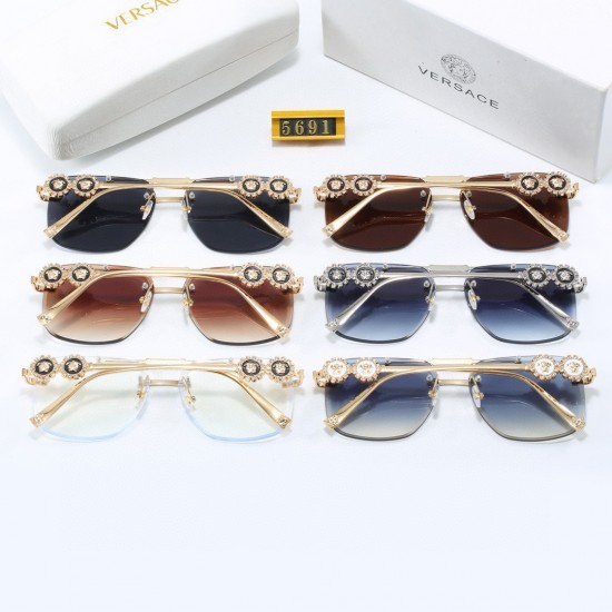 Versace Glasses: High Quality