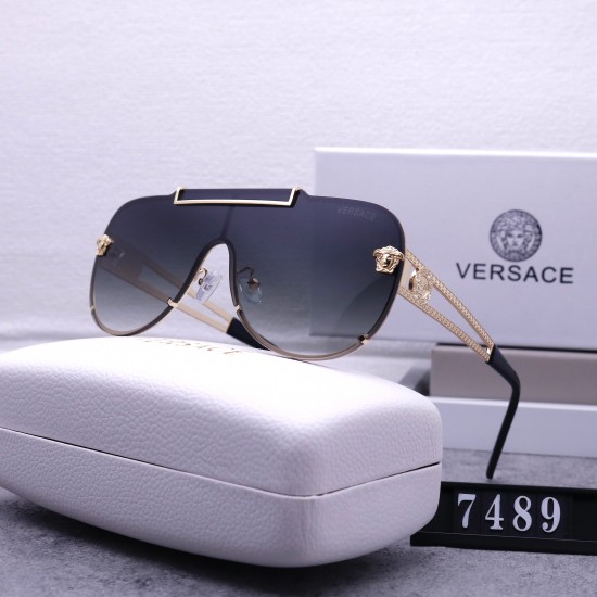 Versace Glasses: High Quality