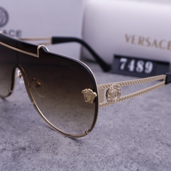 Versace Glasses: High Quality
