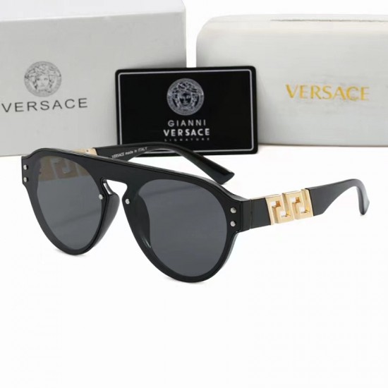 Versace Glasses: High Quality