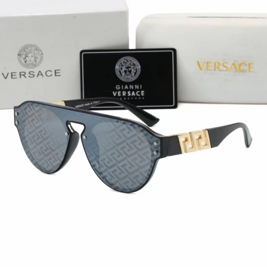 Versace Glasses: High Quality