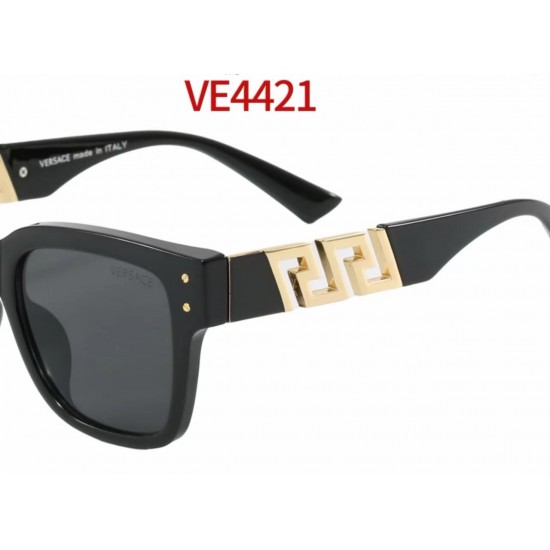 Versace Glasses: High Quality