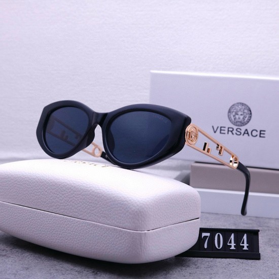 Versace Glasses: High Quality