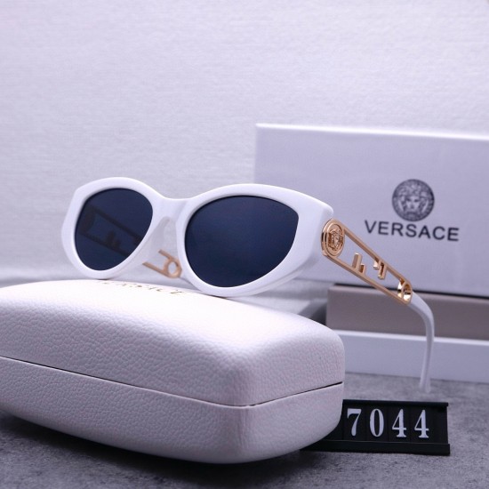 Versace Glasses: High Quality