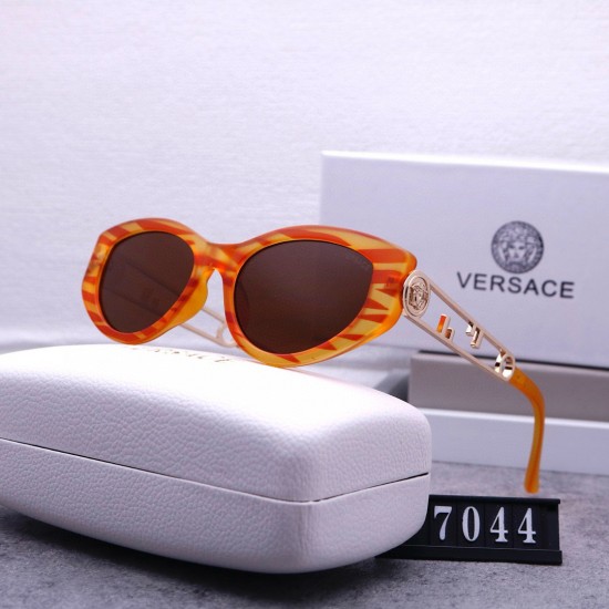 Versace Glasses: High Quality