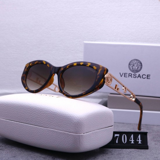 Versace Glasses: High Quality