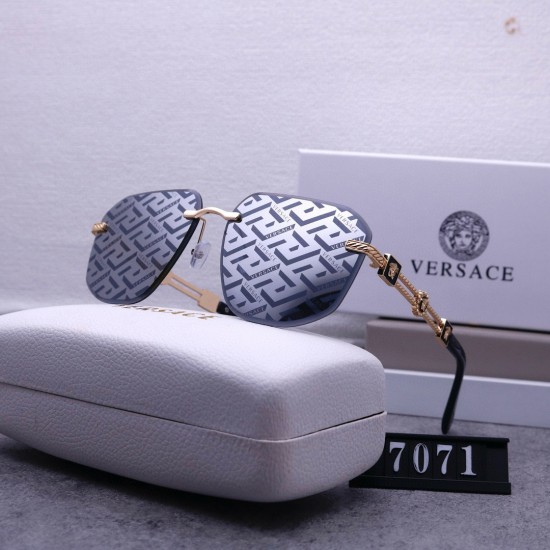 Versace Glasses: High Quality