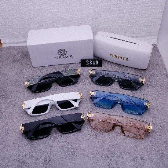 Versace Glasses: High Quality