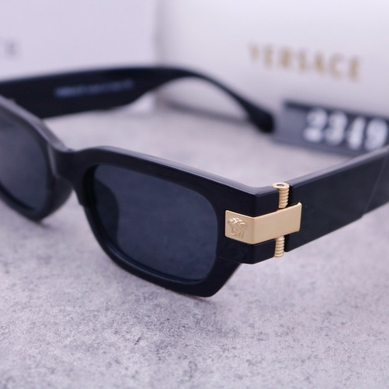 Versace Glasses: High Quality