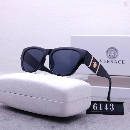 Versace Glasses: High Quality