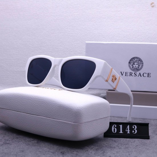 Versace Glasses: High Quality