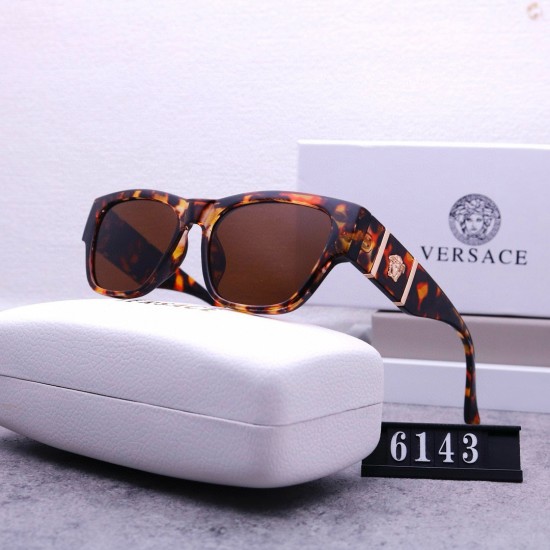 Versace Glasses: High Quality