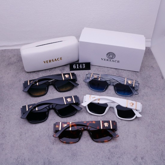 Versace Glasses: High Quality
