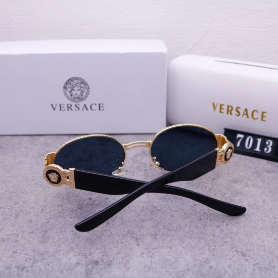 Versace Glasses: High Quality