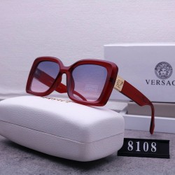 Versace Glasses: High Quality