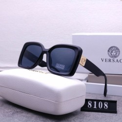 Versace Glasses: High Quality