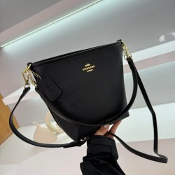 High-Quality Coach Handbags $30–$50
