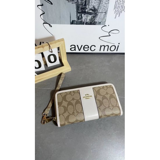 High-Quality Coach Handbags $30–$50