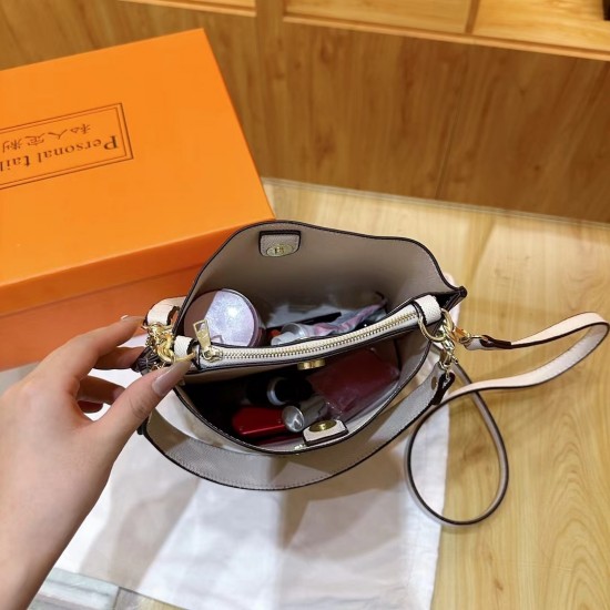 High-Quality Coach Handbags $30–$50