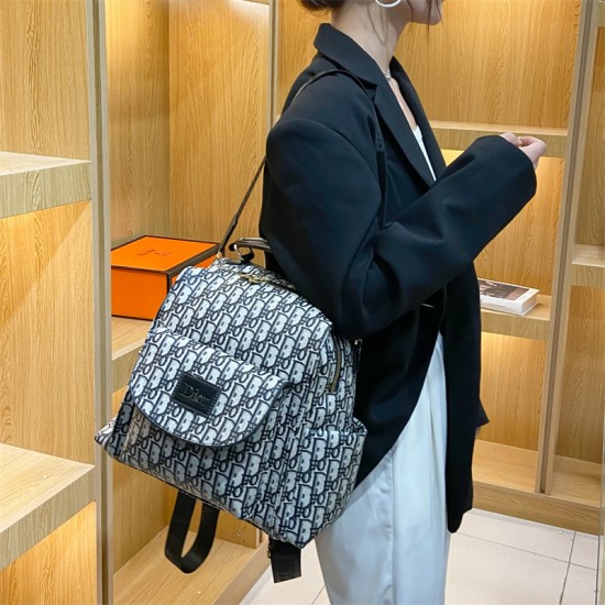 High-Quality Gucci Bags and Wallets, $30–$50