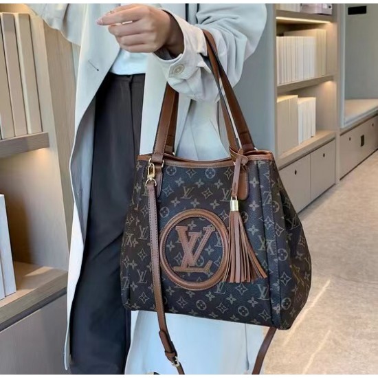 High-Quality Gucci Bags and Wallets, $30–$50