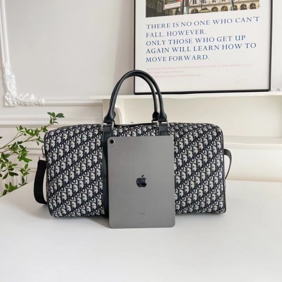 Good Quality Other Bags and Purses $30–$50