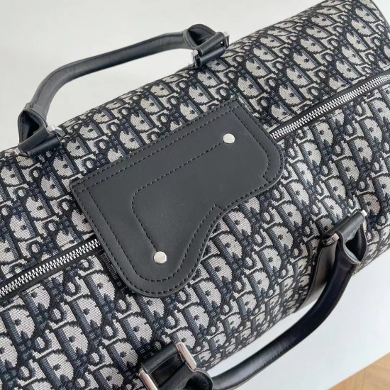 Good Quality Other Bags and Purses $30–$50