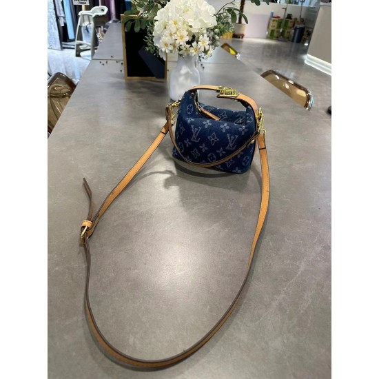 Good Quality Other Bags: Wallets, $30–$50