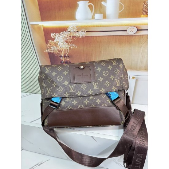 Good Quality Other Bags: Wallets, $30–$50