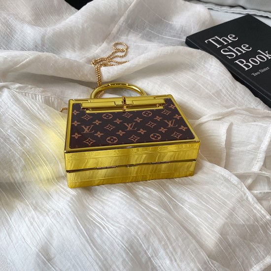 Good Quality Other Bags: Wallets, $30–$50