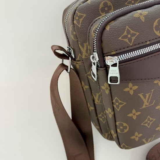 Good Quality Other Bags: Wallets, $30–$50
