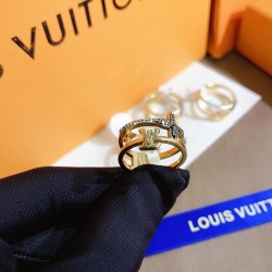 LV Jewelry Earring: $15 with box; $12 without box