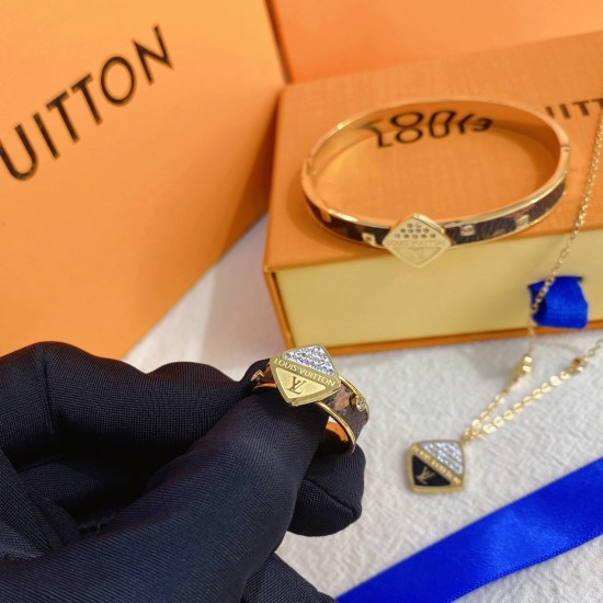 LV Jewelry Earrings: $15 with box, $12 without box