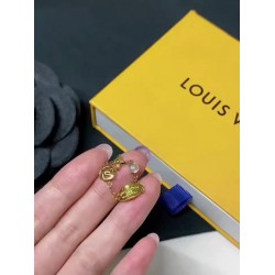 LV Jewelry Earring: $15 with box, $12 without box