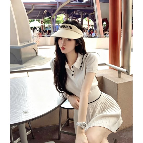 MiuMiu Hat
$30-$45