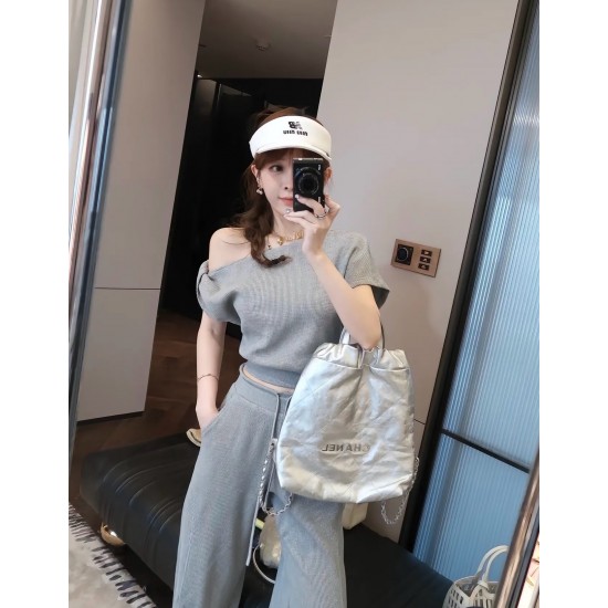 MiuMiu Hat
$30-$45