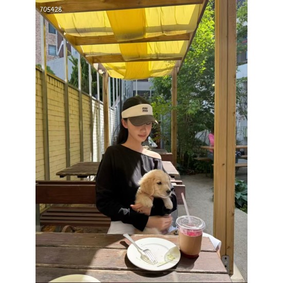 MiuMiu Hat
$30-$45