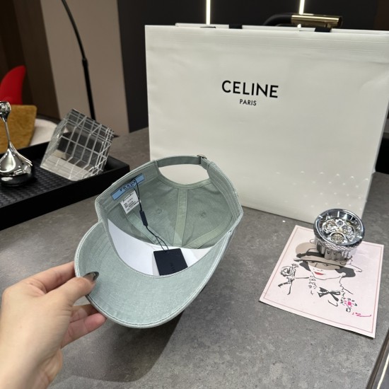 Prada Hat
$30-$45