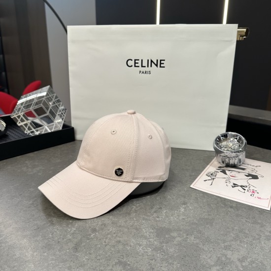 Prada Hat
$30-$45