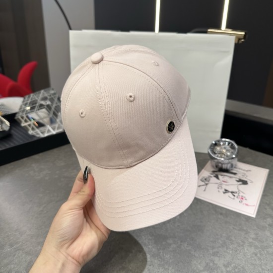 Prada Hat
$30-$45