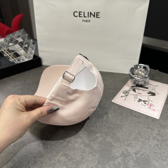 Prada Hat
$30-$45